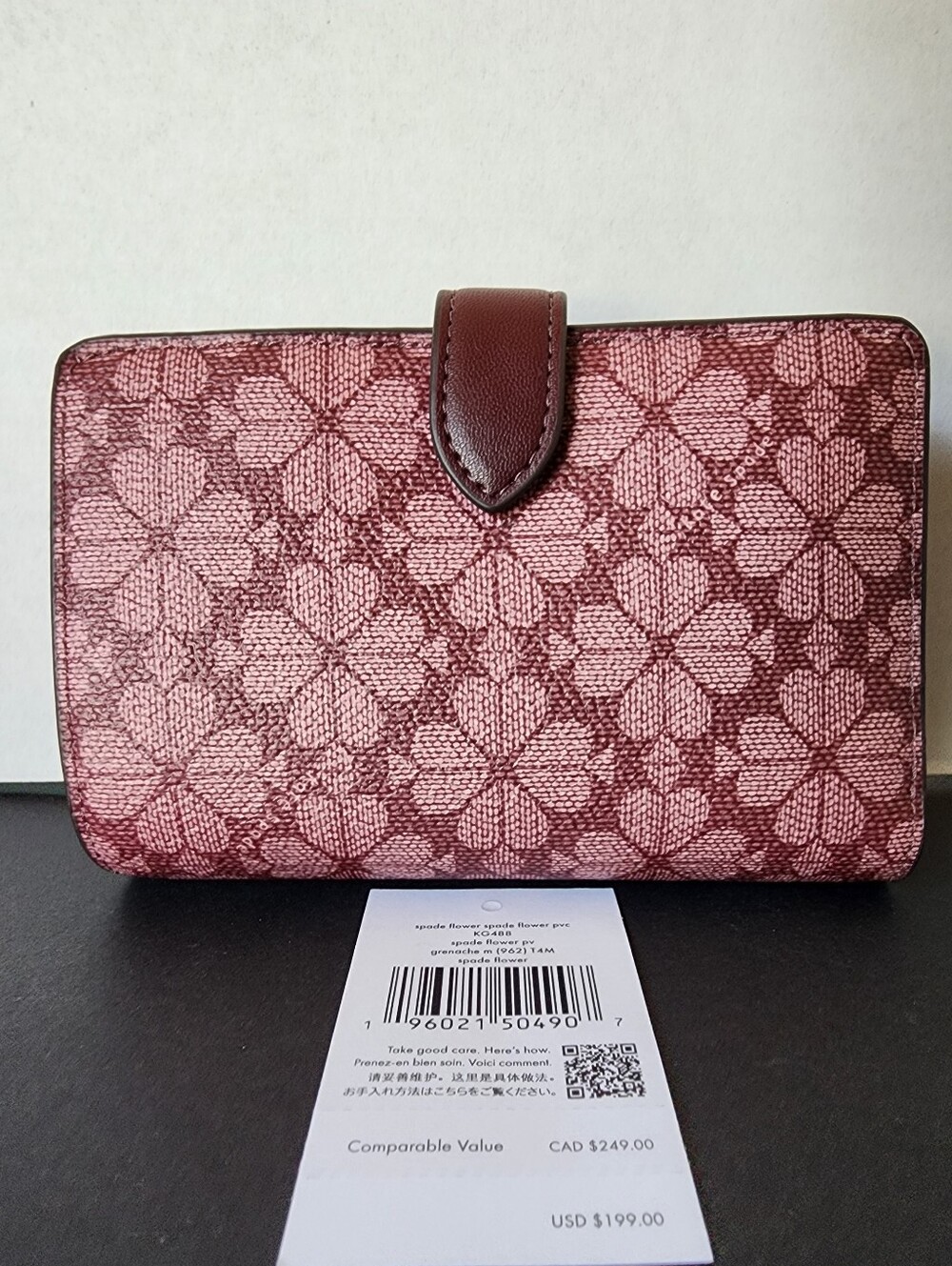 ✨️NWT✨️ Kate Spade Flower Spade Compact L-Zip Wallet, 2024, $199 MSRP - Picture 2 of 7